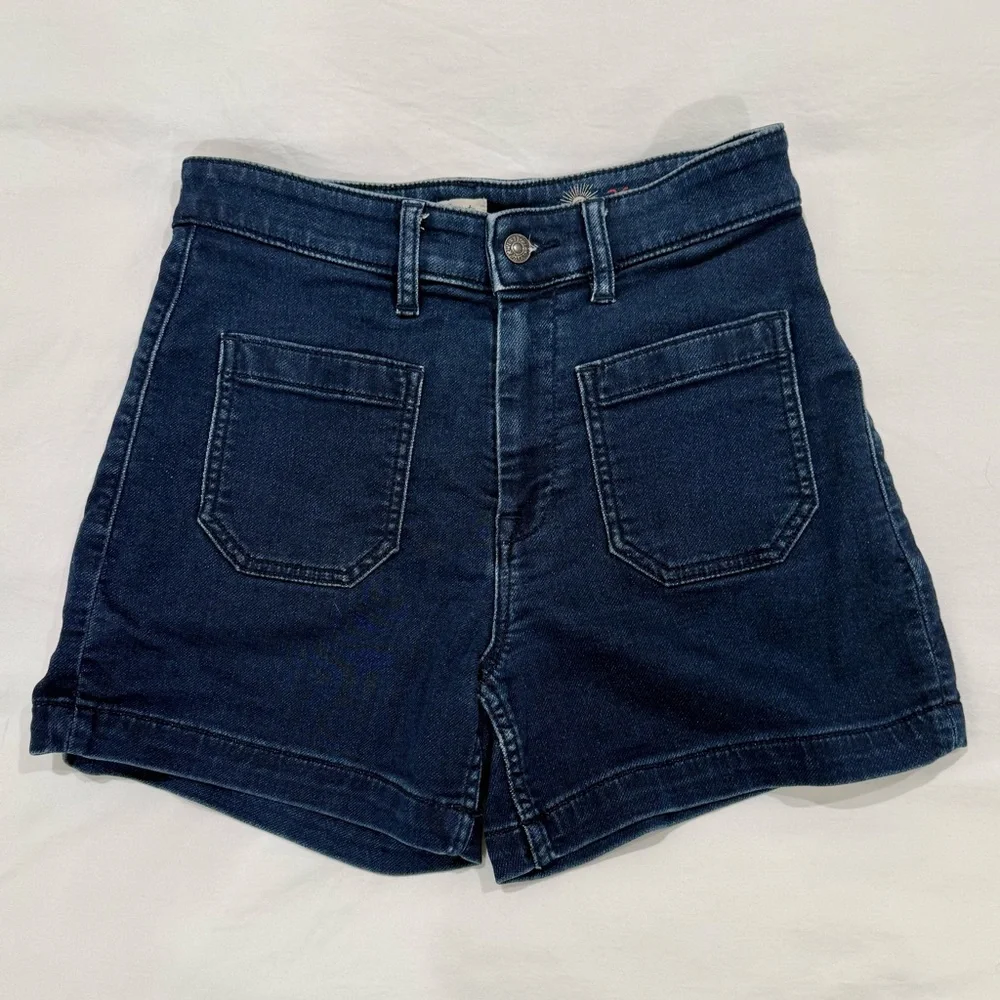 Faherty High Rise Shorts - Picture 1 of 2